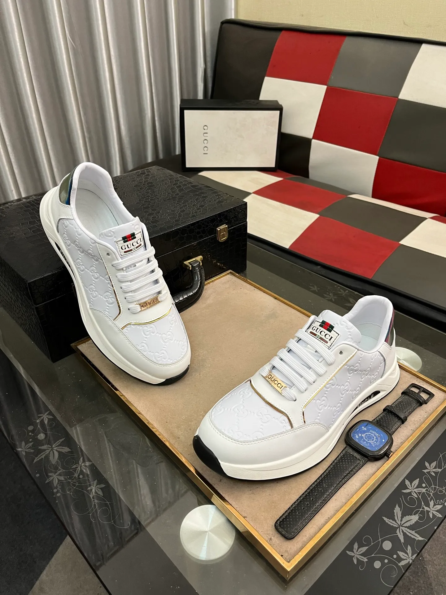 Men's shoes 💰420⌚️⌚️[GUCCI] The latest trendy men's casual shoes, the fabric is made of embossed cowhide imported from Italy, comfortable sheepskin lining + feet, the original outsole is wear-resistant and non-slip, high-level version, exquisite workmanship. Code number: 38-442️⃣Colors available